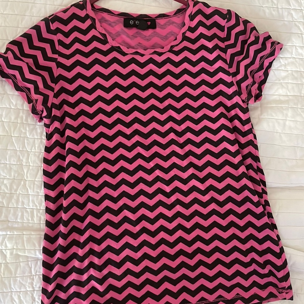 Energie Shirt (Size: Girl Large)